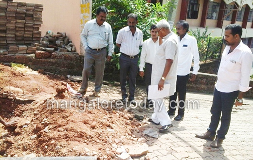 Bendoor road damage